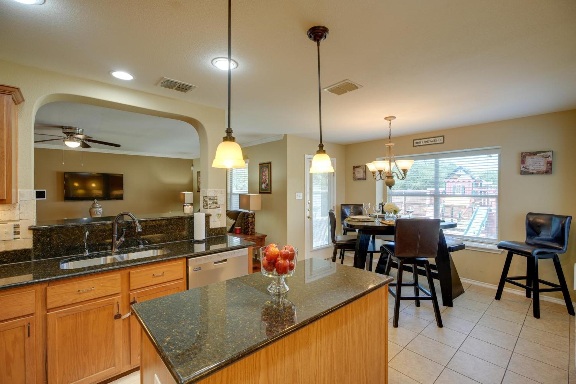 San Antonio Home With Pool Access Near Lackland Afb Exterior photo